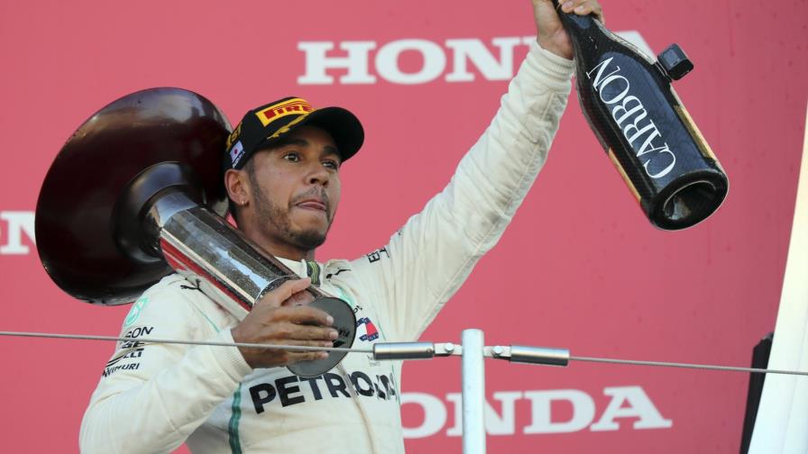 Lewis Hamilton pide “más respeto” hacia Sebastian Vettel