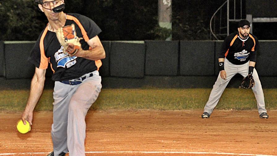 Liga Emce hace historia en sóftbol del Distrito Nacional Liga Emce hace historia en sóftbol del Distrito Nacional