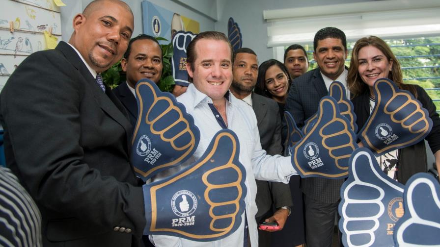 El pastor evangélico Dio Astacio pasa a las filas del Partido Revolucionario Moderno El pastor evangélico Dio Astacio pasa a las filas del Partido Revolucionario Moderno