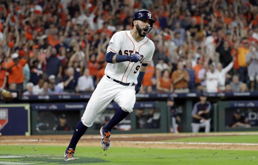 Conexión latina pone a los Astros en Serie Campeonato; Manny Machado a los Dodgers