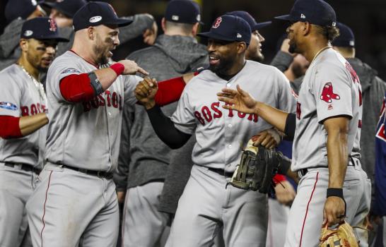 Medias Rojas liquidan a NY en 4 juegos, se citan con Astros 