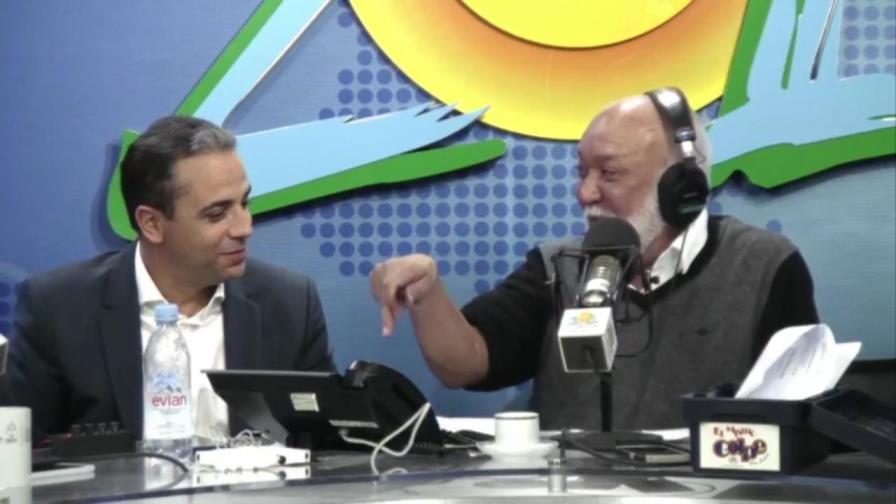 Jochy Santos regresó hoy con “El Mismo Golpe”; es visitado por el presidente de Radio Cadena Comercial