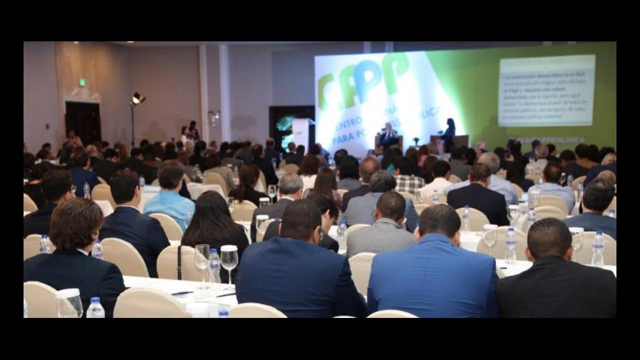 Expertos debaten hoy tema de la democracia en Latinoamérica