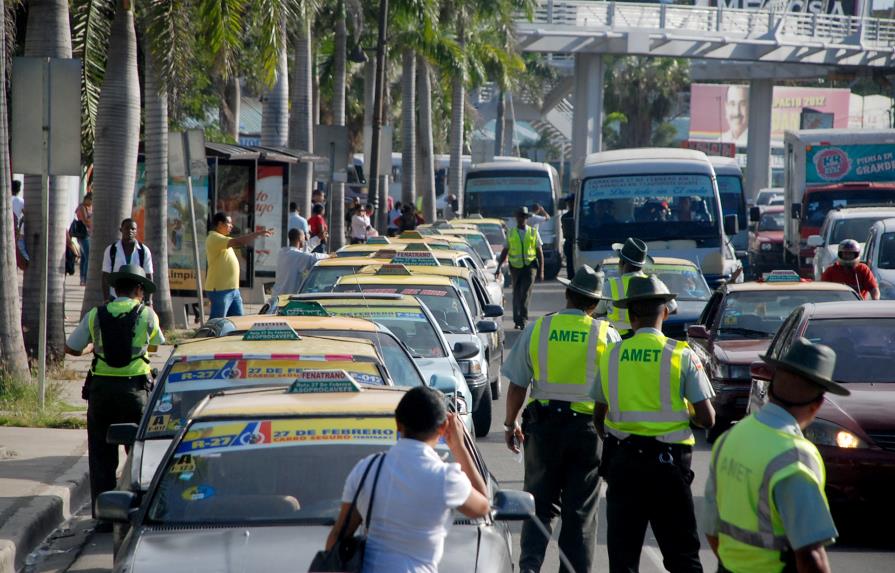 Transportistas condenan los paros sorpresivos de Fenatrano