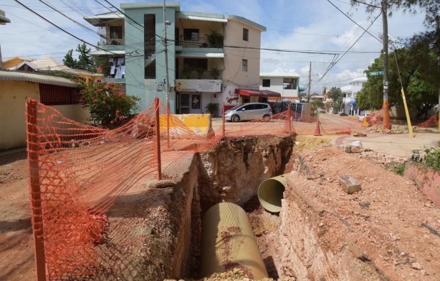 CAASD instala nueva tubería en Santo Domingo Este