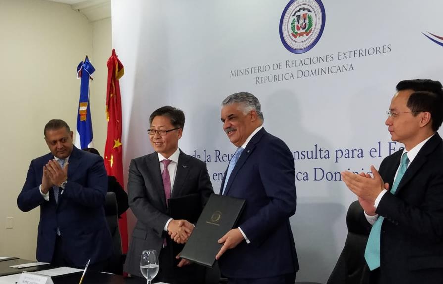 China y República Dominicana suscriben texto de acuerdo aerocomerciales