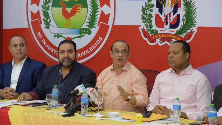 PRSC apoya protestas a favor de que bajen precios de combustibles 