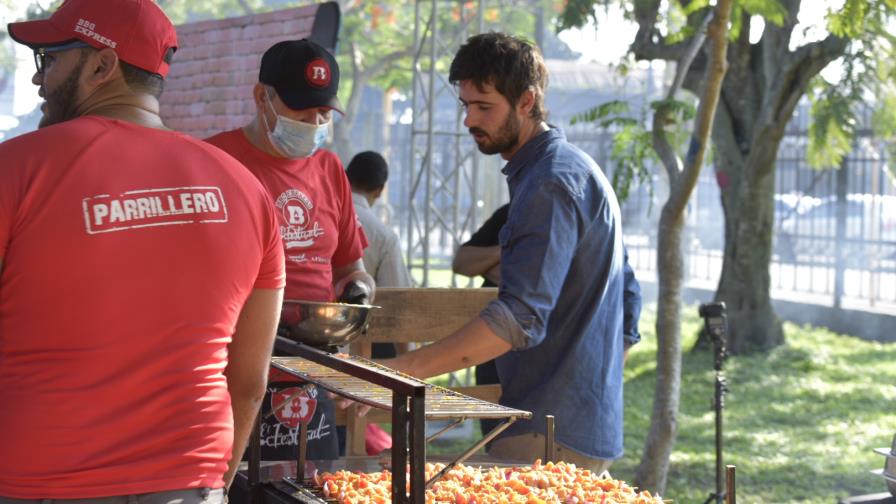 Celebran Festival del Asado con ‘cooking show’ en Santiago
