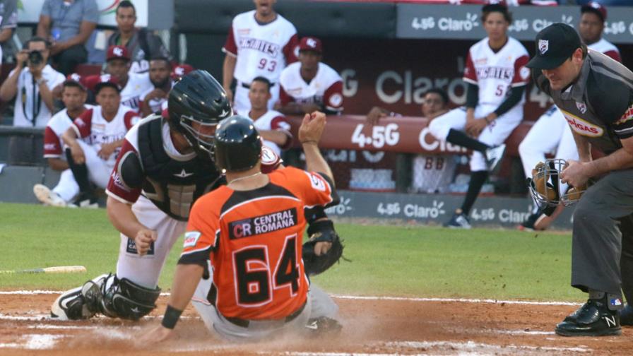 Los Gigantes remontan y se imponen a los Toros