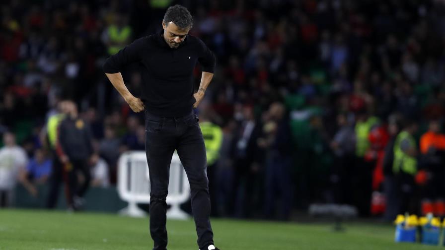 Primer tropezón de Luis Enrique como técnico; España cae frente a Inglaterra
