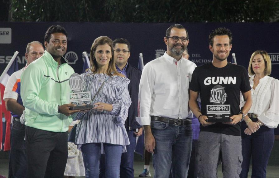 Paes y Reyes-Varela se coronaron campeones de dobles en el Santo Domingo Open