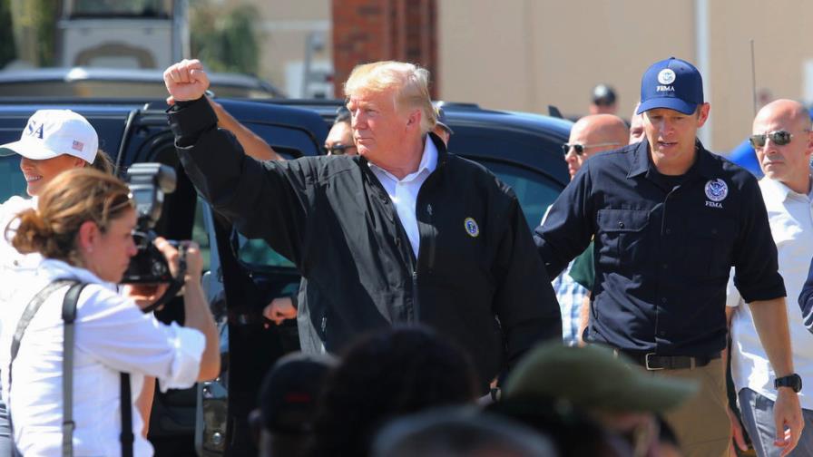 Grupo literario demanda a Trump por libertad de expresión