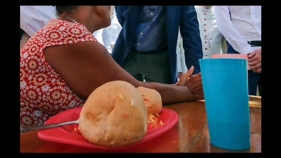 Venezolanos tienen una alimentación “escasa, deficiente y costosa” según ONG