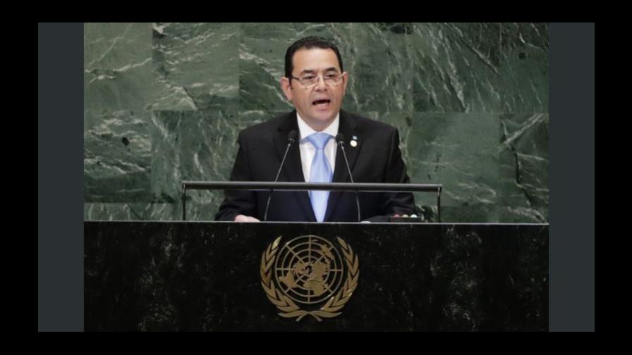 Congreso guatemalteco mantiene inmunidad del presidente