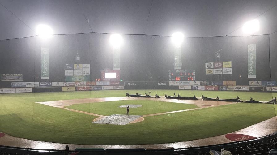 Suspenden juego Estrellas y Gigantes por lluvia