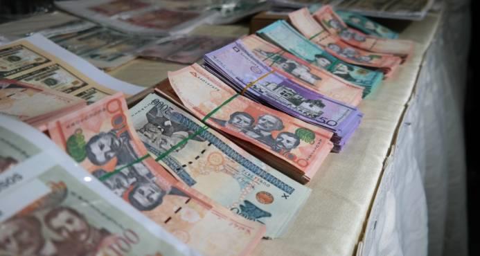 El Banco Central emite un nuevo billete de RD$100.00 