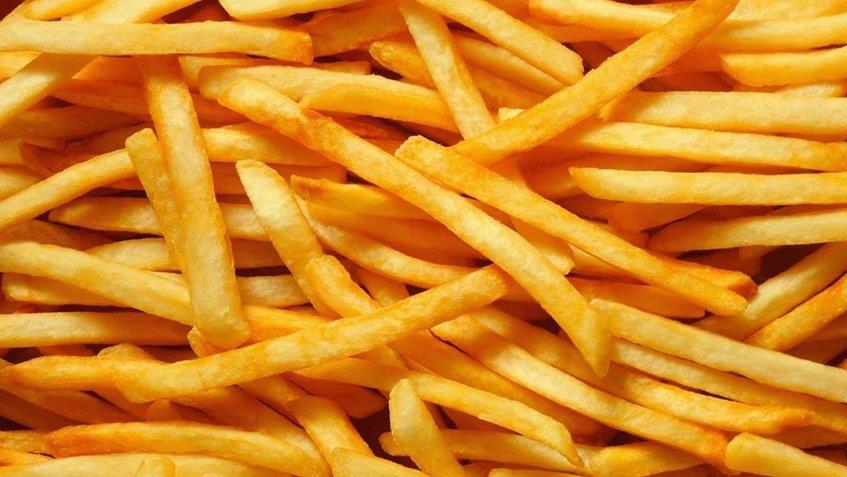 Crean papas fritas saludables sin perder el atractivo para adictos