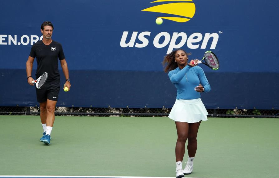 Entrenador de Serena: consejos en partido mejorarían tenis 