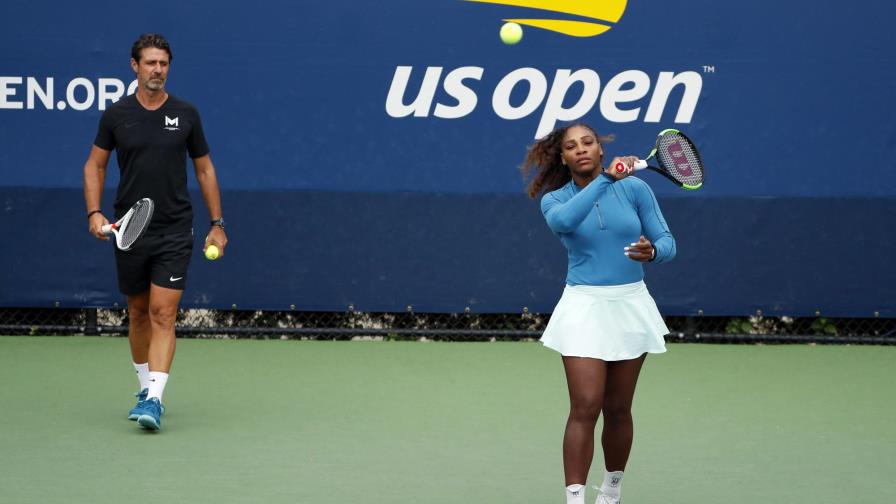 Entrenador de Serena: consejos en partido mejorarían tenis 