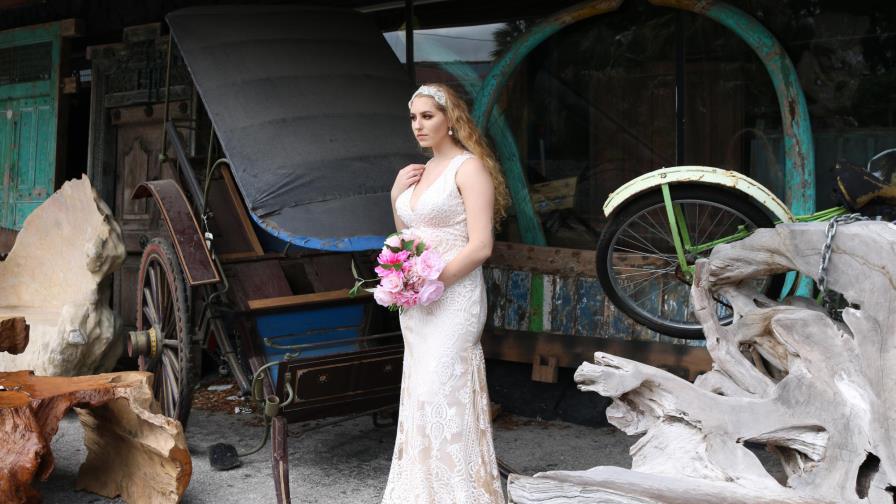 Sira D’Pion, la diseñadora dominicana que viste a las novias de Florida