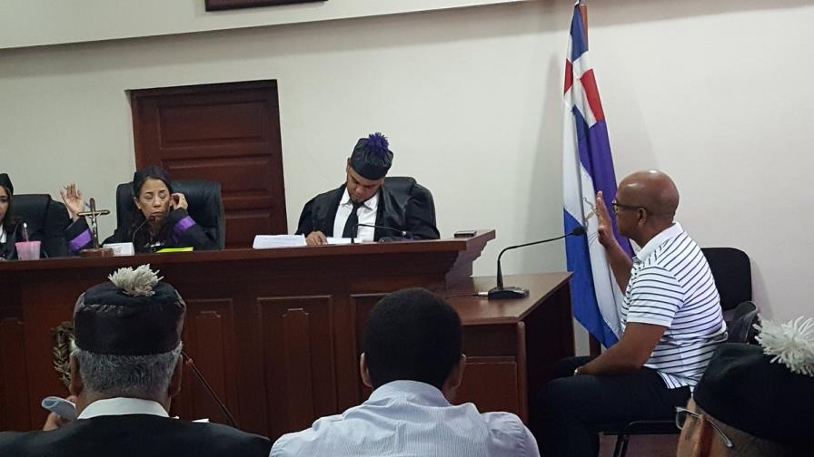 Padrastro de Marlon Martínez se abstiene de declarar en juicio Emily Peguero 