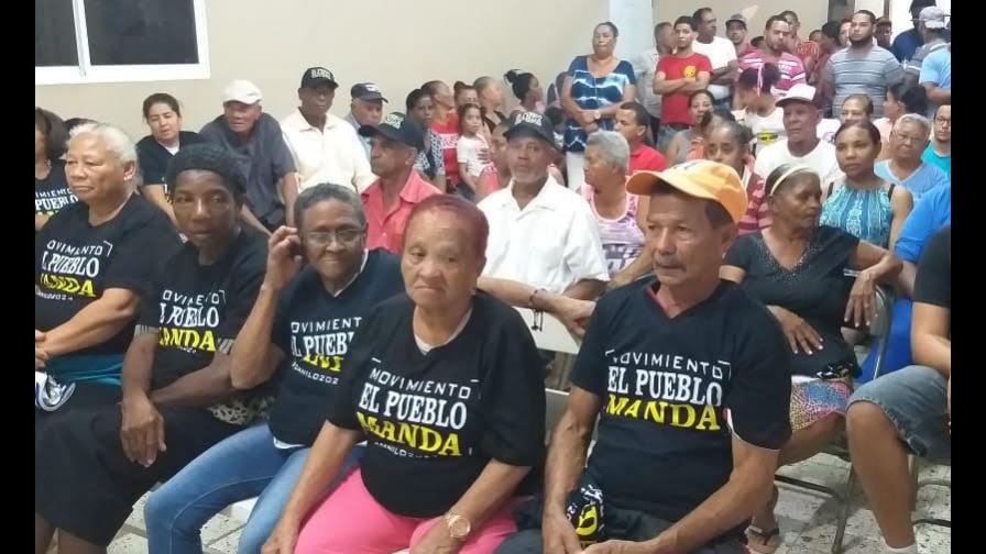 Movimiento informa juramenta perremeístas para buscar repostulación de Danilo