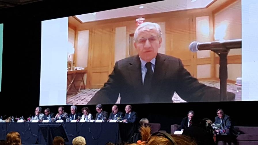 EN VIVO: Periodista estadounidense que ayudó a develar escándalo Watergate diserta ante la SIP