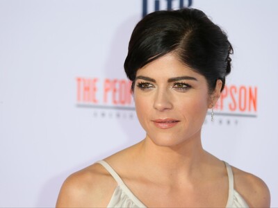 Detención de Selma Blair tras incidente en avión