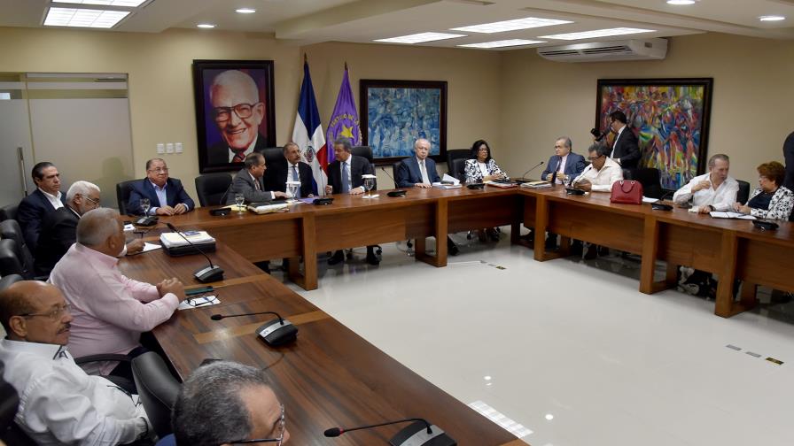 Audiencia contra reunión del PLD sigue hoy; ven plan es “boicotear”