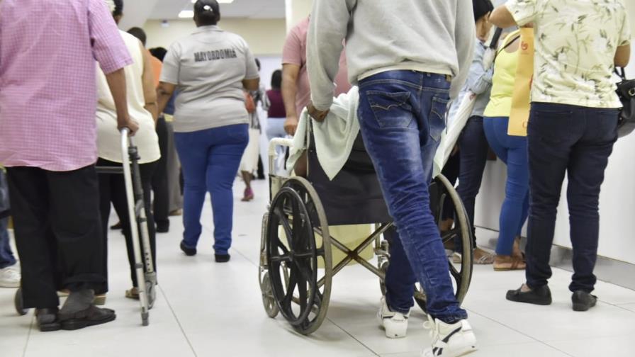 Mujer murió en una cirugía porque médico la abandonó para ir a consultorio privado