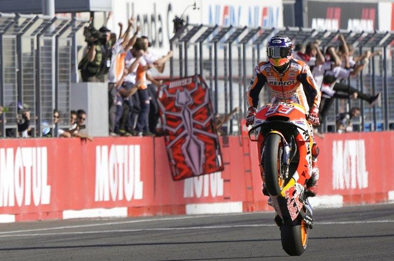 Marc Márquez triunfa en Japón y asegura título de MotoGP