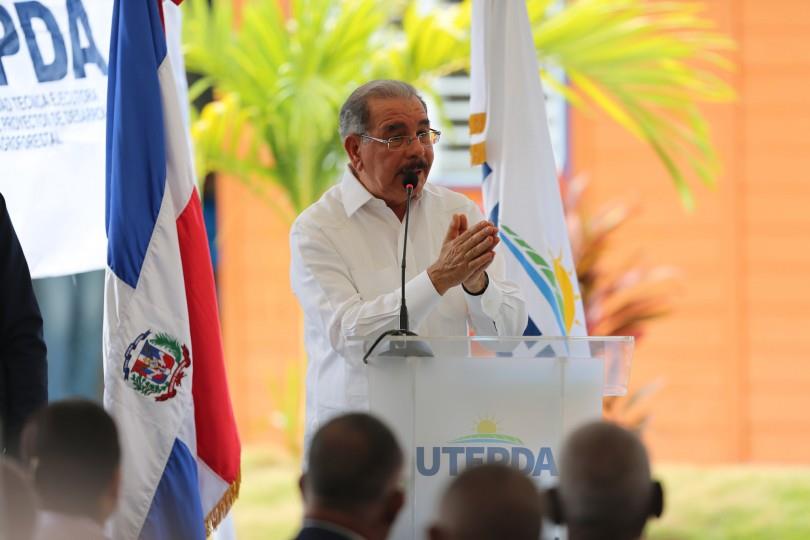 Danilo Medina exhortó a los sureños a seguir avanzando en los Proyectos de Desarrollo Agroforestal
