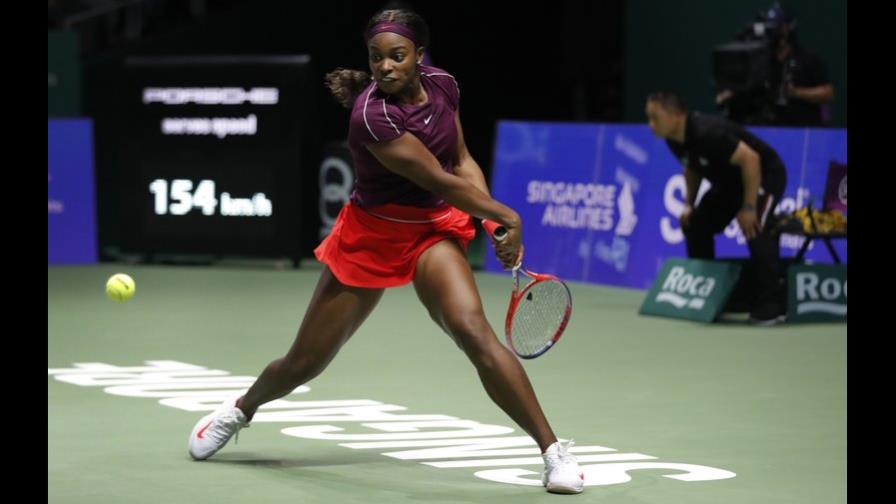 Stephens vence a Osaka en segunda jornada de Final de la WTA
