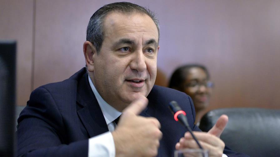 Sin noticias de académico que desató investigación rusa