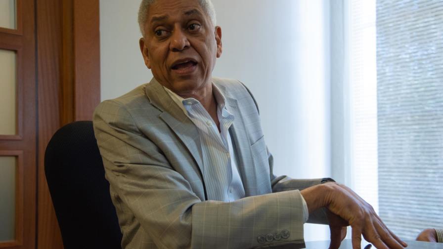 Alcalde Nelson Guillén dice un “grupito” quiere impedir que se le devuelva la dignidad a San Cristóbal Alcalde Nelson Guillén dice un “grupito” quiere impedir que se le devuelva la dignidad a San Cristóbal