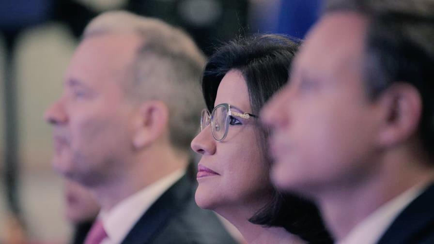 Vicepresidencia presenta programa “Ciudad Mujer”