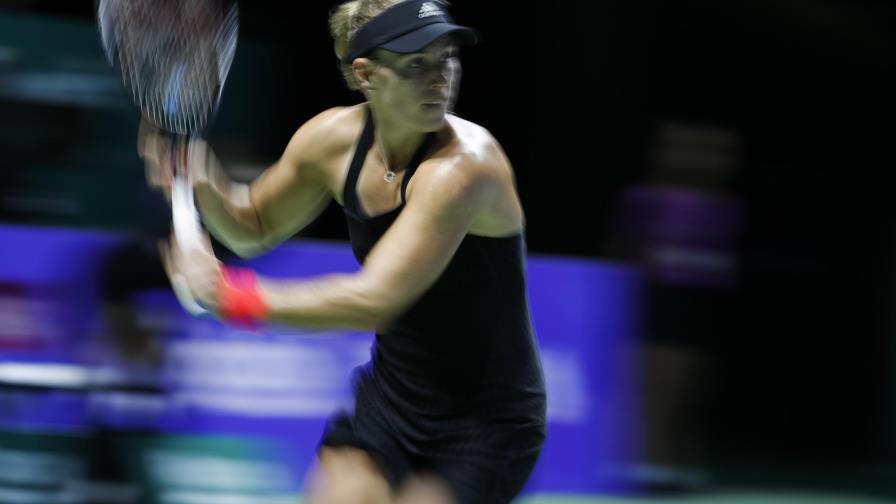 Angelique Kerber logra la primera victoria; vence a Naomi Osaka