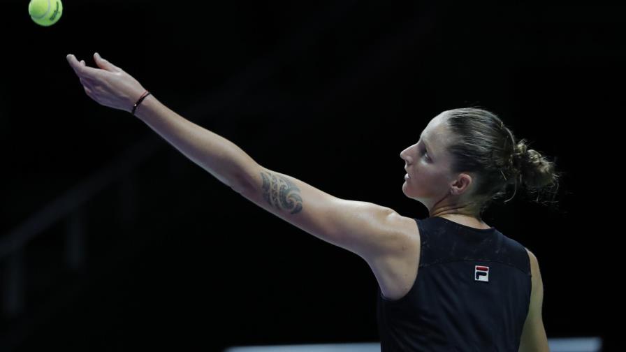 Pliskova y Svitolina avanzan a semis de Final WTA