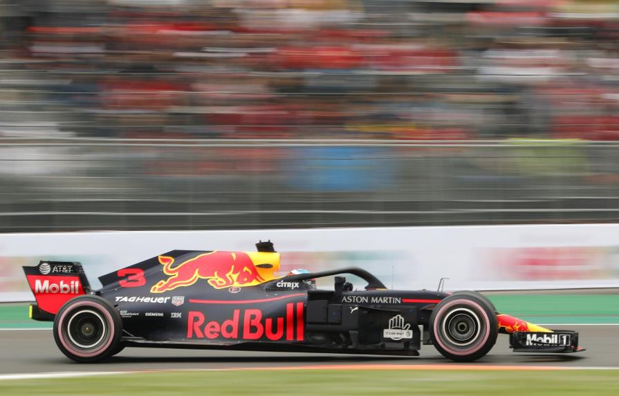 Ricciardo obtiene la pole en México, Hamilton parte 3ro