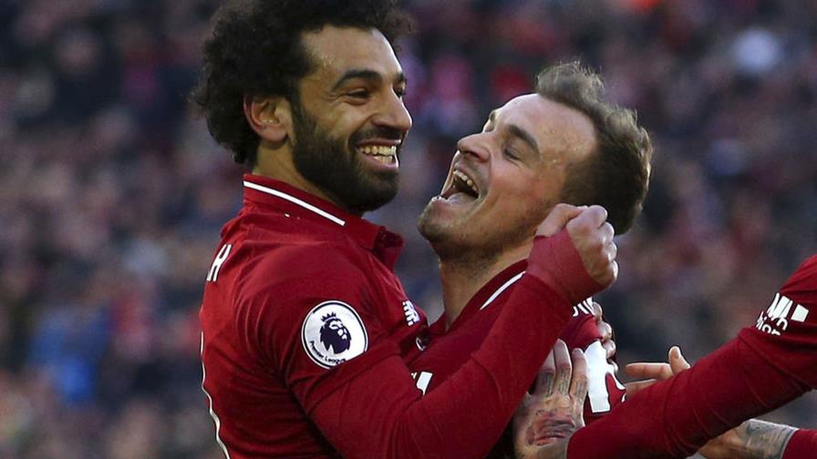 Inspirado por Mané, Liverpool toma la punta de la Premier