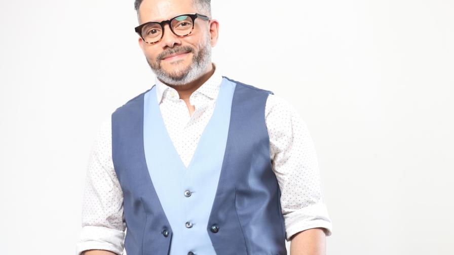 Pavel Núñez anuncia producción “Oratoria y Otras Historias”