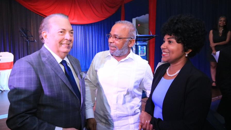 El ministro de Cultura dejó inaugurada Escuela de Bellas Artes en Bonao