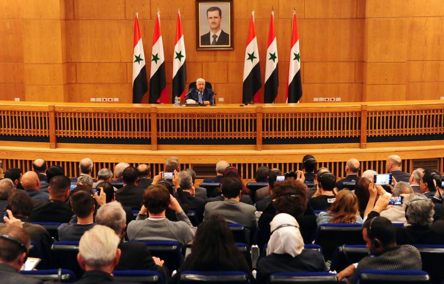 La oposición siria presenta una hoja de ruta para la paz