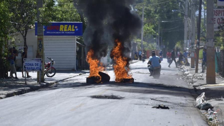 Cámara de Comercio de Santiago critica falta de transporte en huelga en el Cibao