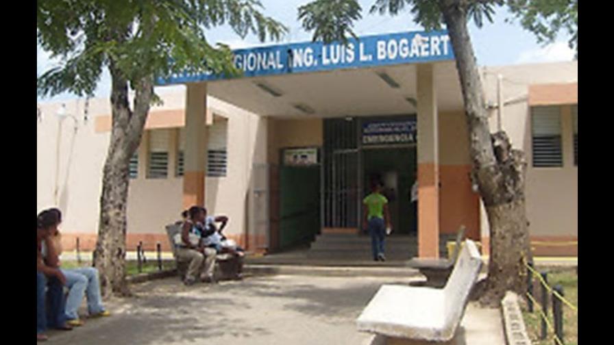 Colegio Médico da nuevo compás de espera al SNS para resolver males en hospitales de Valverde