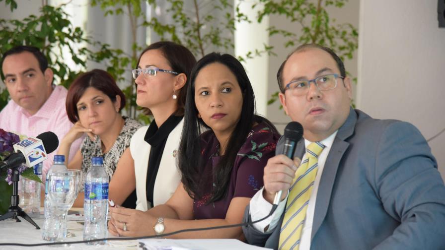 Seguridad y tránsito en la Zona Colonial aún son temas pendientes