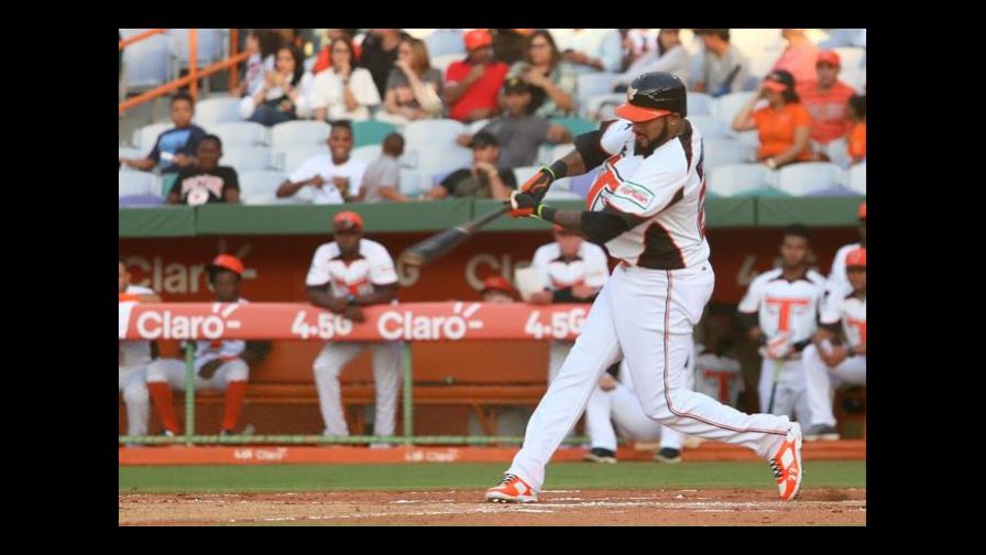VIDEO Los Toros le apagan la música al Licey al derrotarlo 9-3 y empatan en la cuarta posición VIDEO Los Toros le apagan la música al Licey al derrotarlo 9-3 y empatan en la cuarta posición