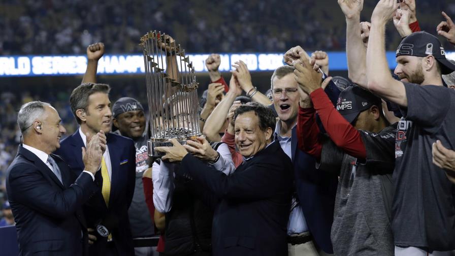 Los Medias Rojas piensan ya en la defensa de su campeonato Los Medias Rojas piensan ya en la defensa de su campeonato