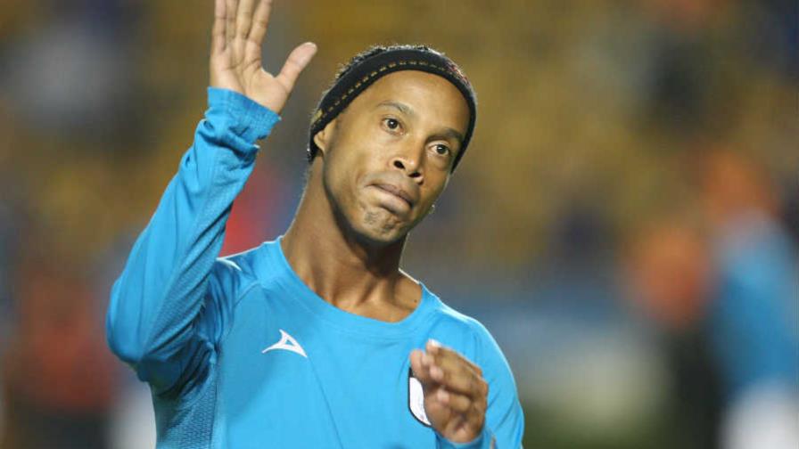 Justicia brasileña determina retención de pasaporte de Ronaldinho por multa ambiental Justicia brasileña determina retención de pasaporte de Ronaldinho por multa ambiental