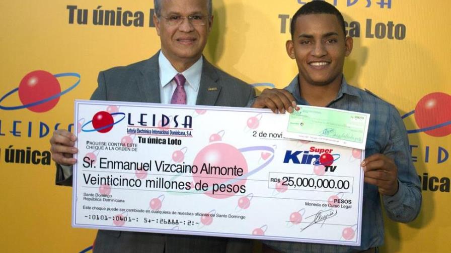 LEIDSA entrega RD$25 MM a ganador del “Súper Kino TV”